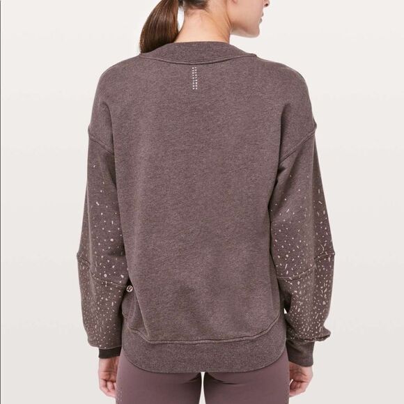 NWT New LULULEMON x SOULCYCLE Reflective To The Beat Sweatshirt Antique Bark 8 - Picture 2 of 6